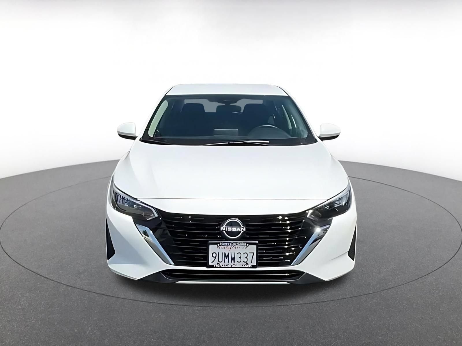 Thumbnail: 2025 Nissan Sentra - 4