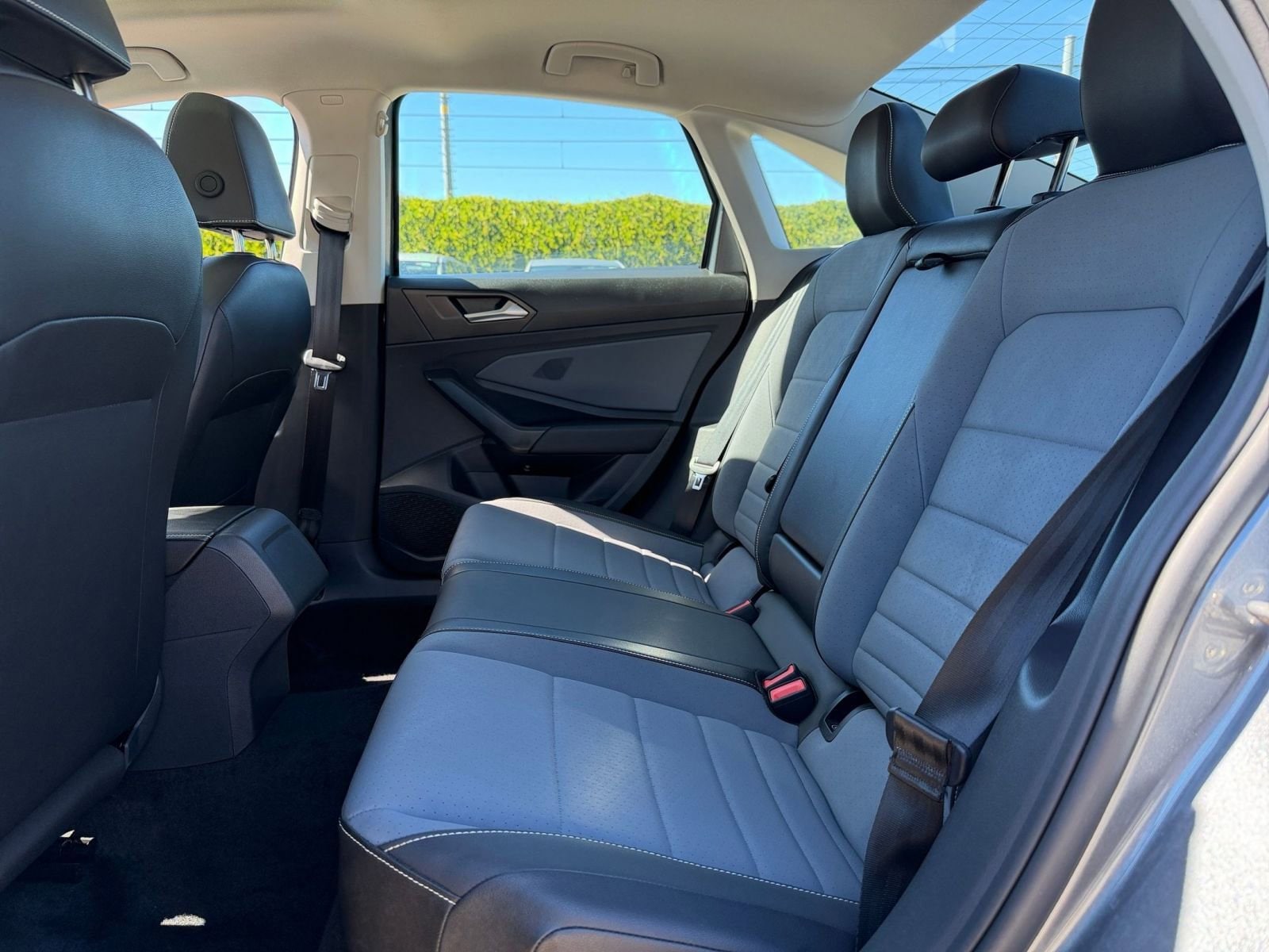 Thumbnail: 2025 Volkswagen Jetta - 24