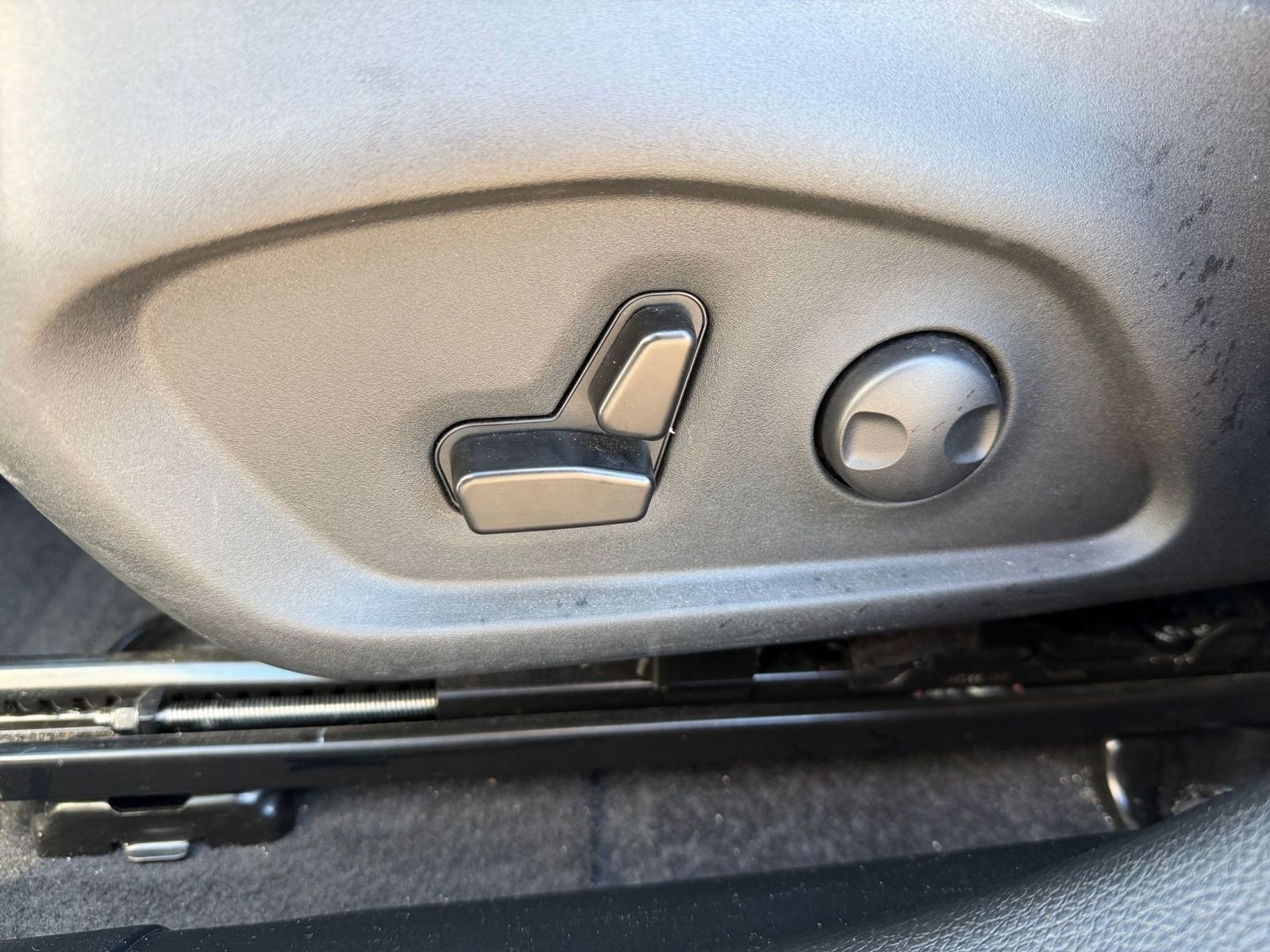 Thumbnail: 2025 Jeep Compass - 23