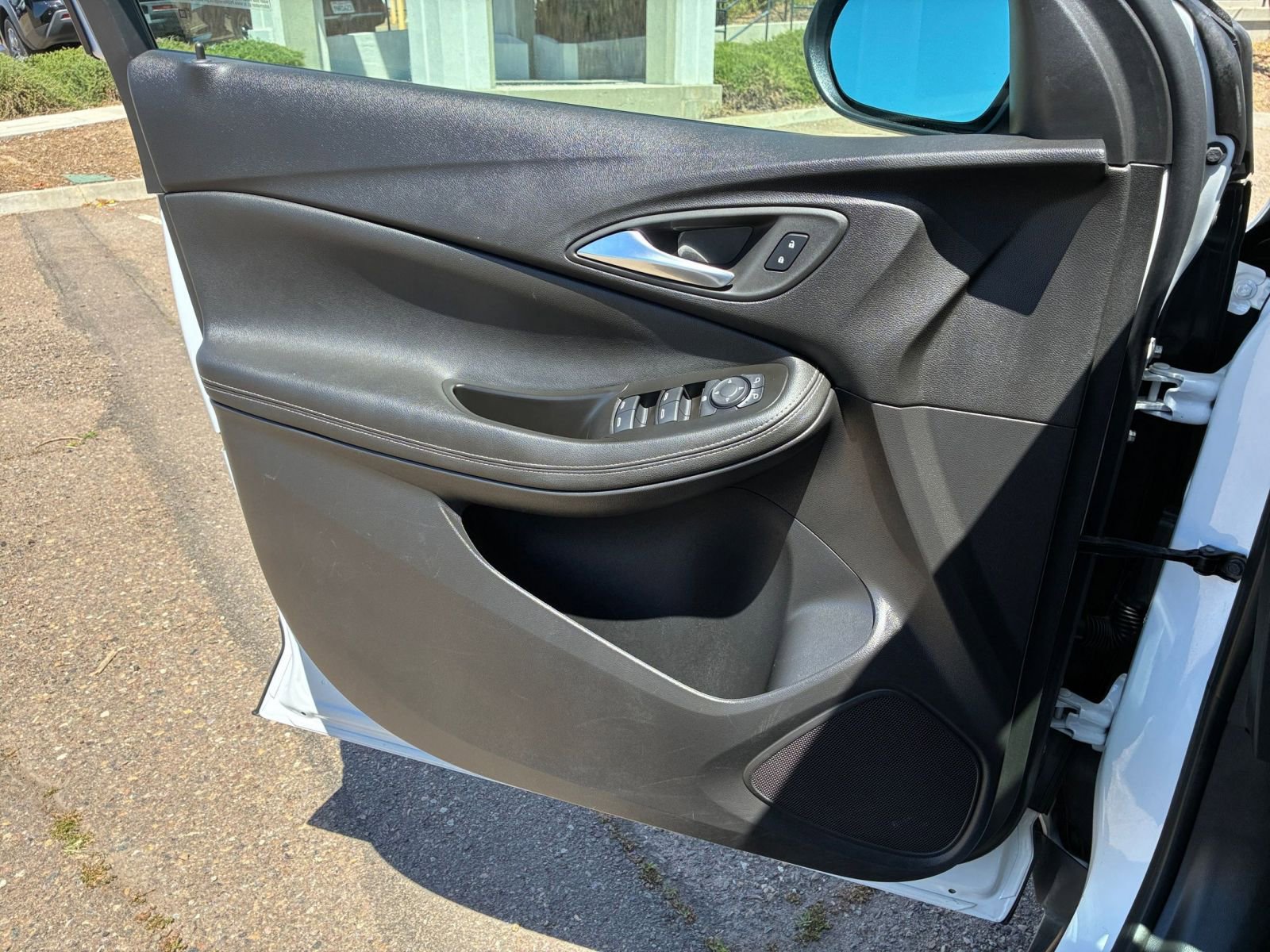 Thumbnail: 2025 Buick Encore GX - 18