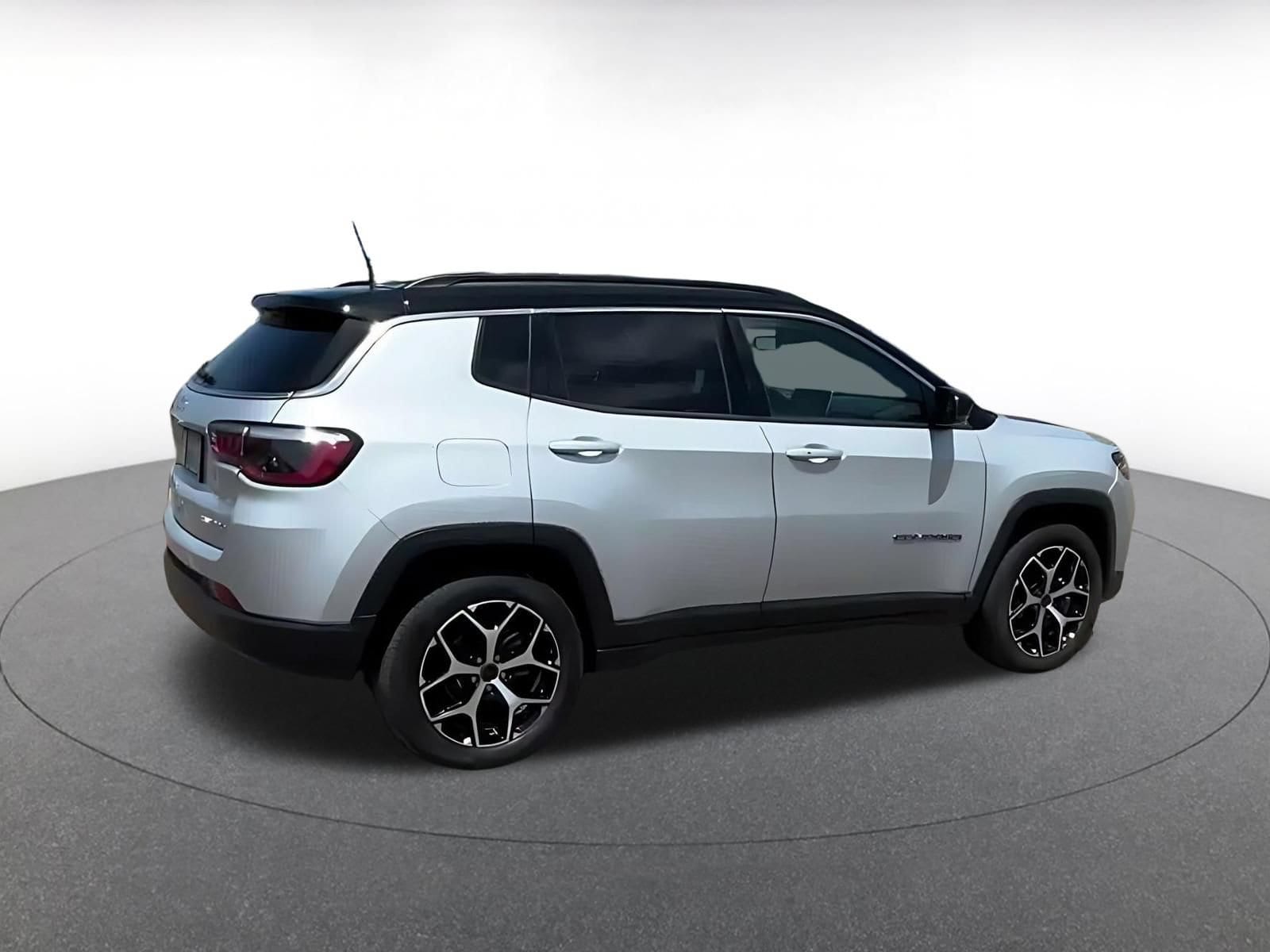 Thumbnail: 2025 Jeep Compass - 13