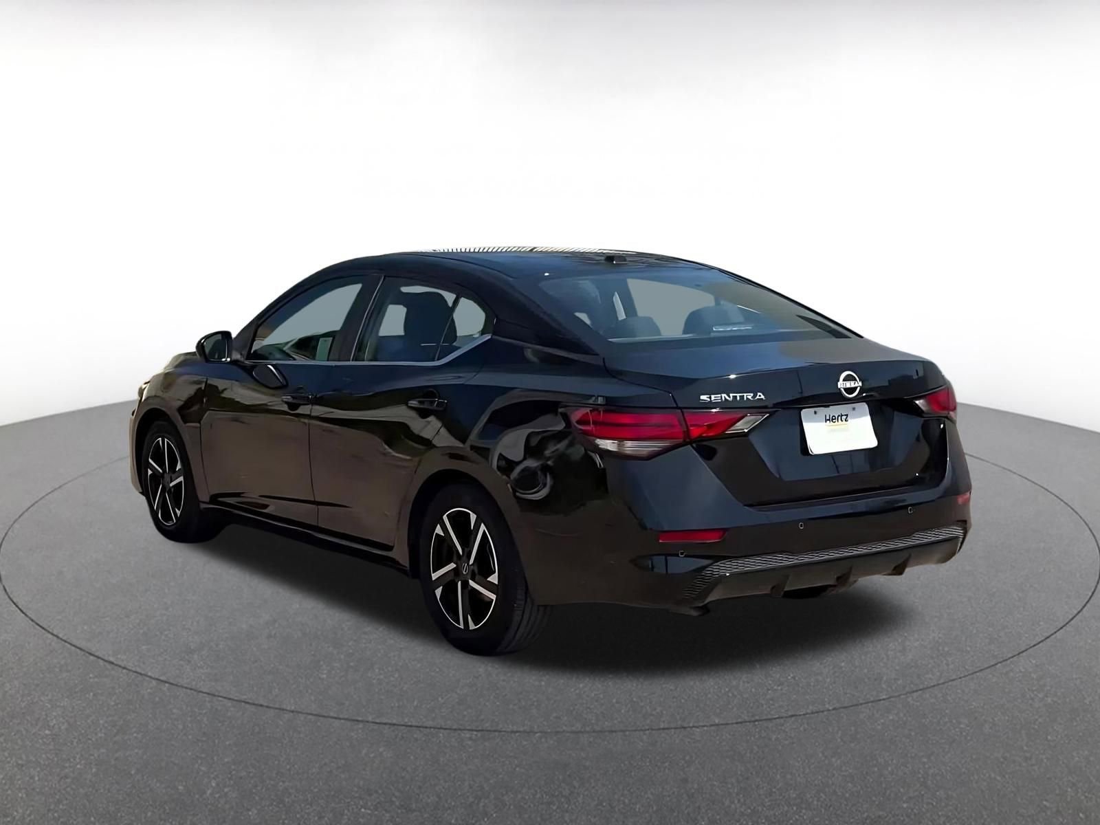 Thumbnail: 2025 Nissan Sentra - 10
