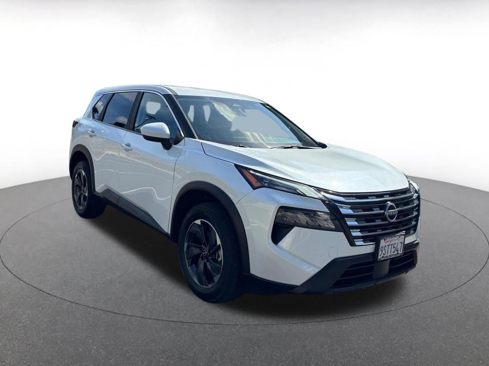 Thumbnail: 2025 Nissan Rogue - 1