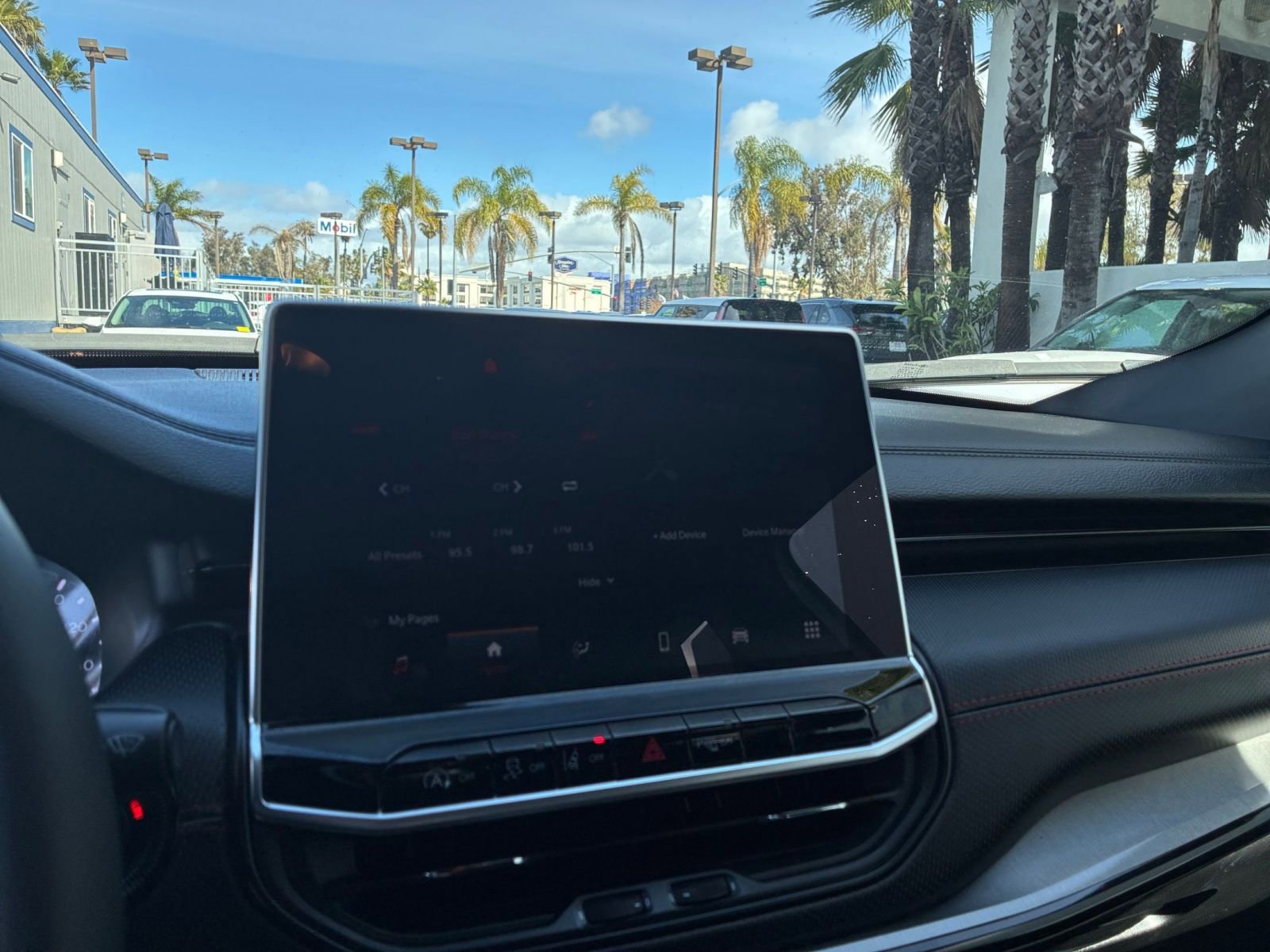 Thumbnail: 2025 Jeep Compass - 20