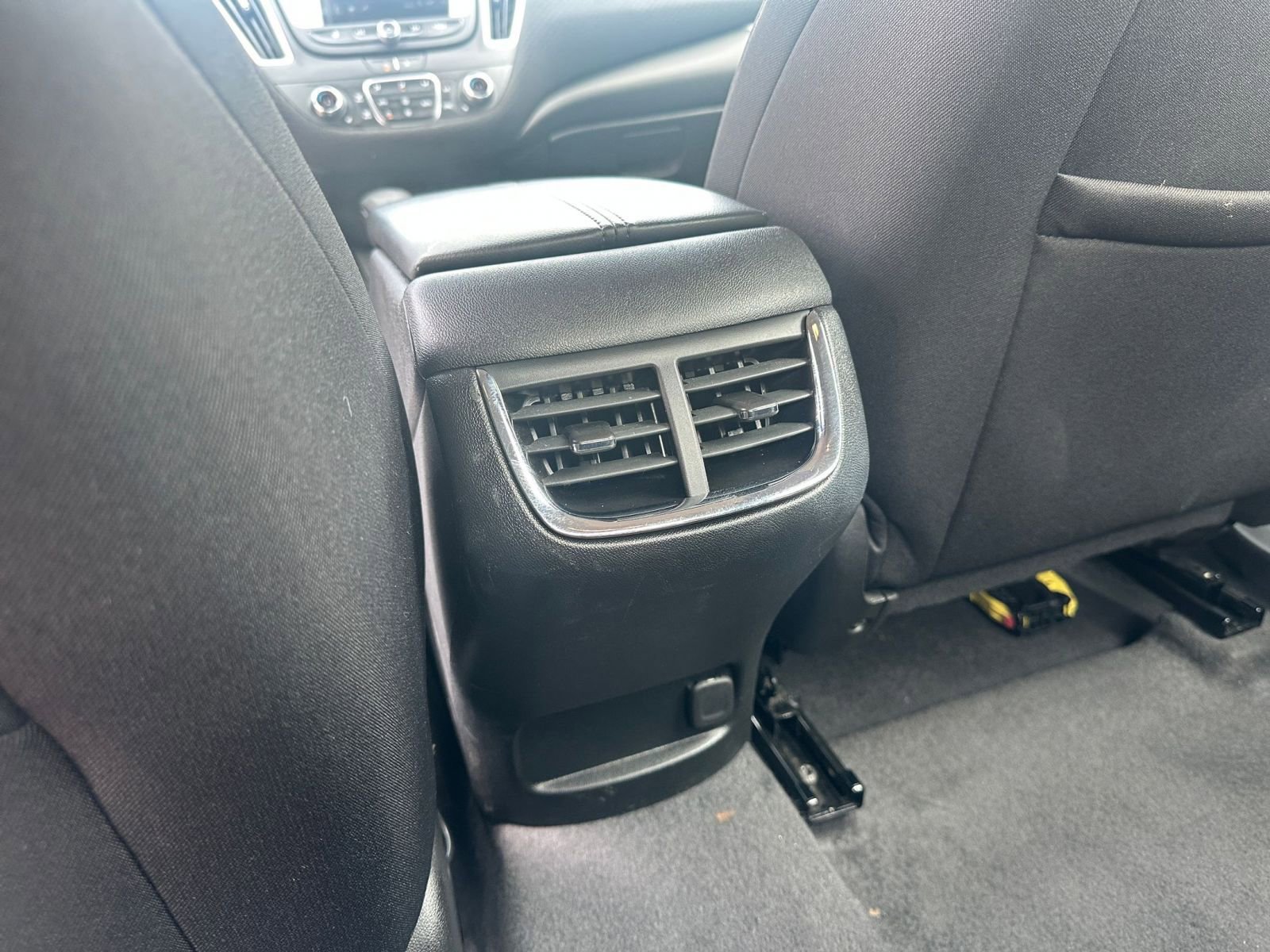 Thumbnail: 2024 Chevrolet Malibu - 24