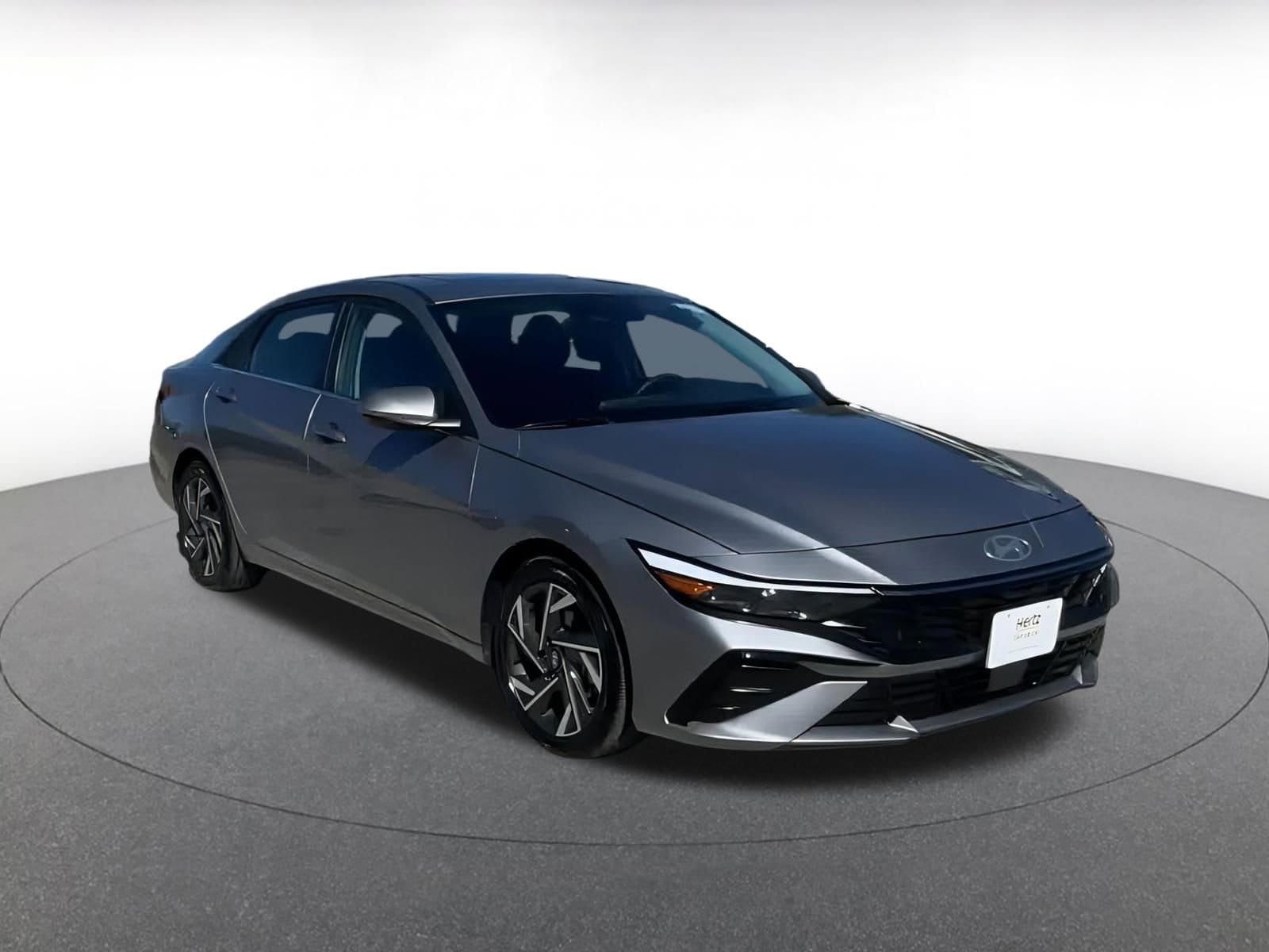 Thumbnail: 2025 Hyundai Elantra - 3