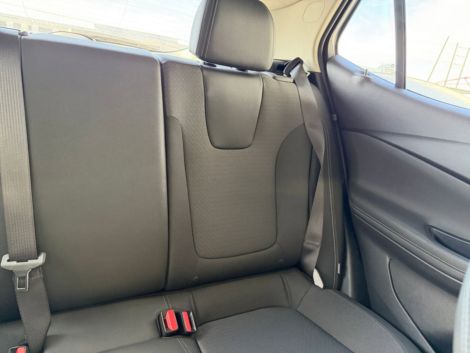 Thumbnail: 2025 Buick Encore GX - 35