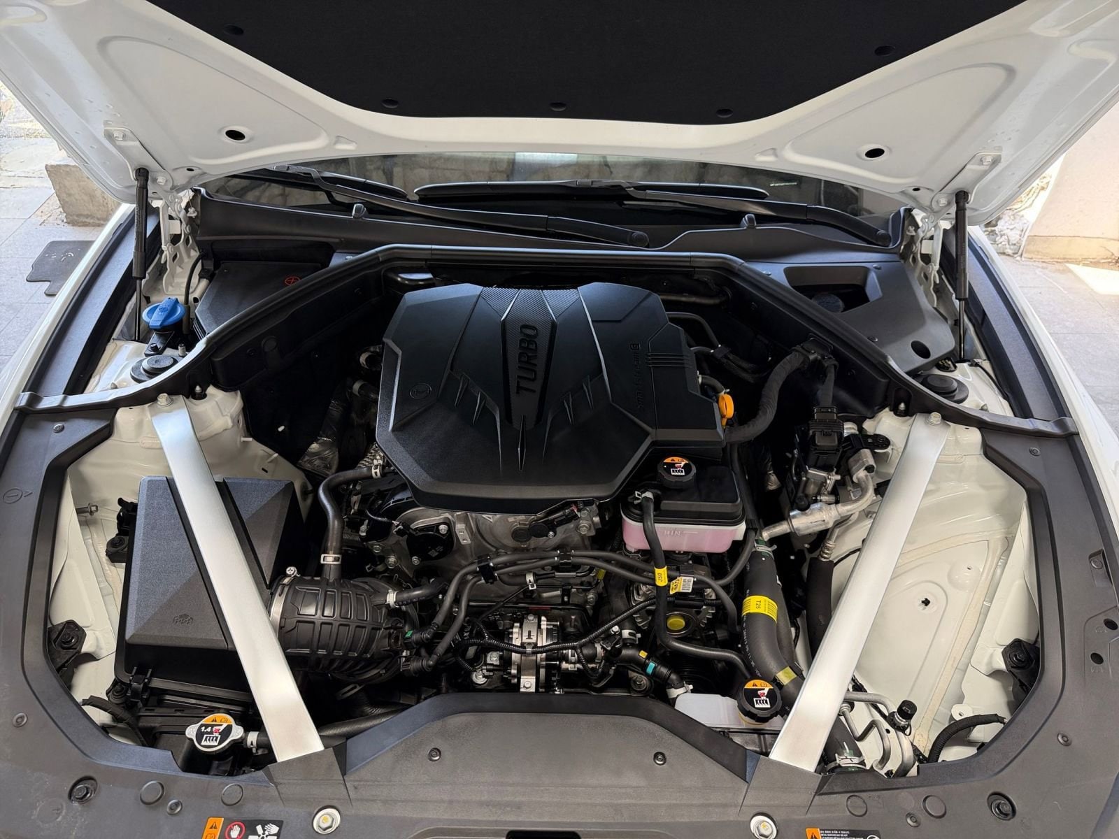 Thumbnail: 2025 Genesis G70 - 33