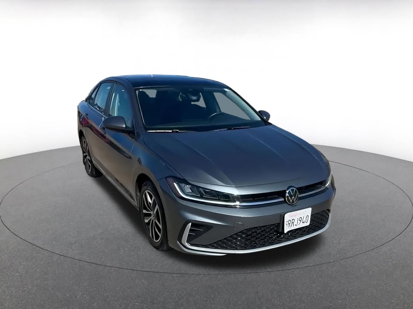 Thumbnail: 2025 Volkswagen Jetta - 3