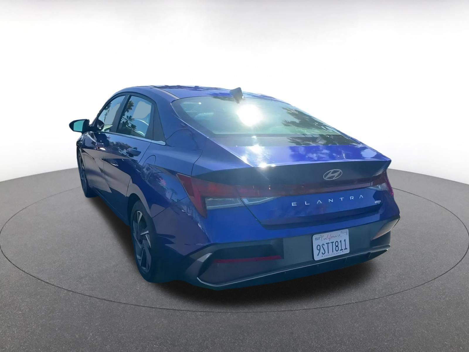 Thumbnail: 2025 Hyundai Elantra - 11