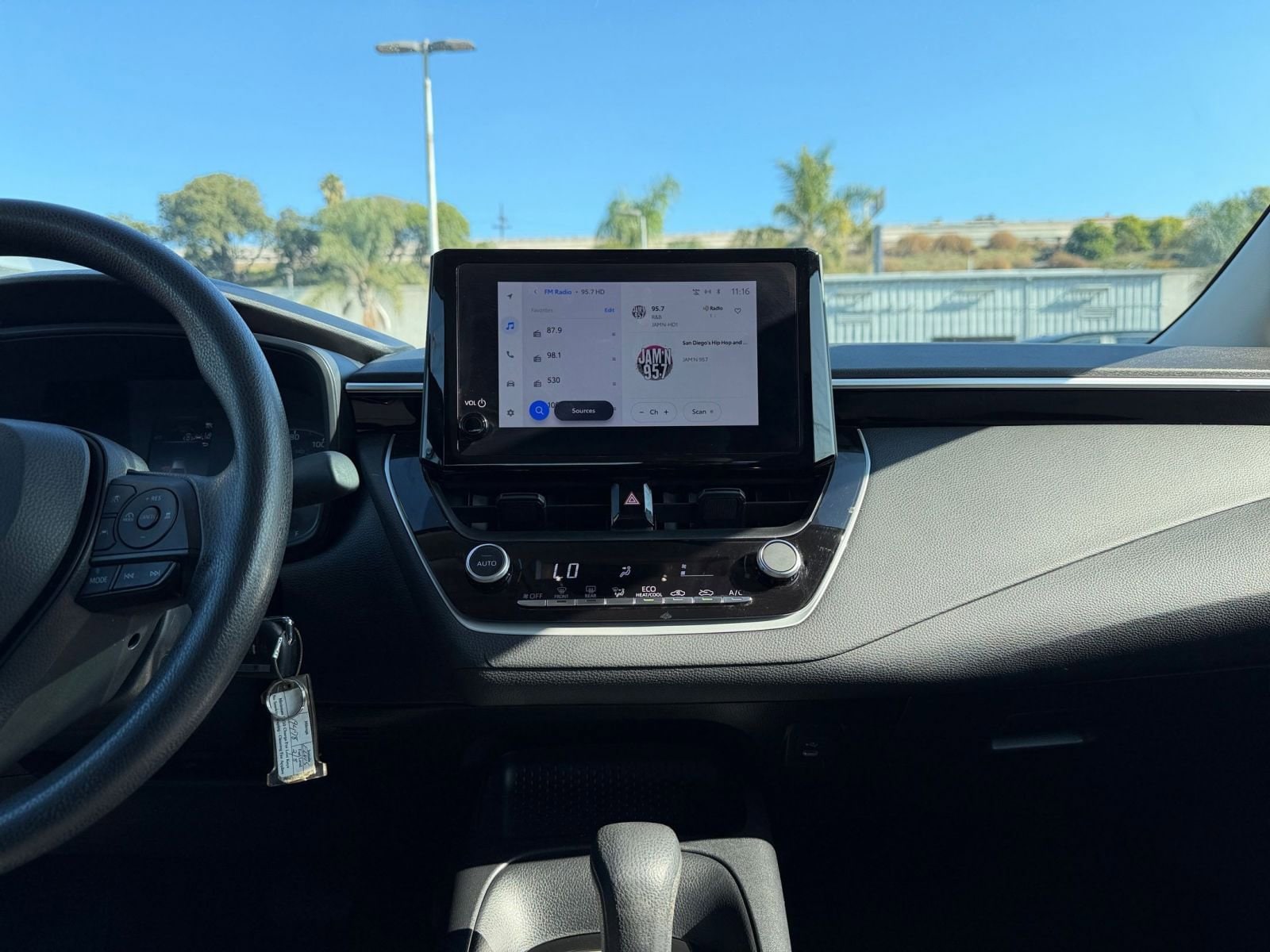 Thumbnail: 2025 Toyota Corolla - 18