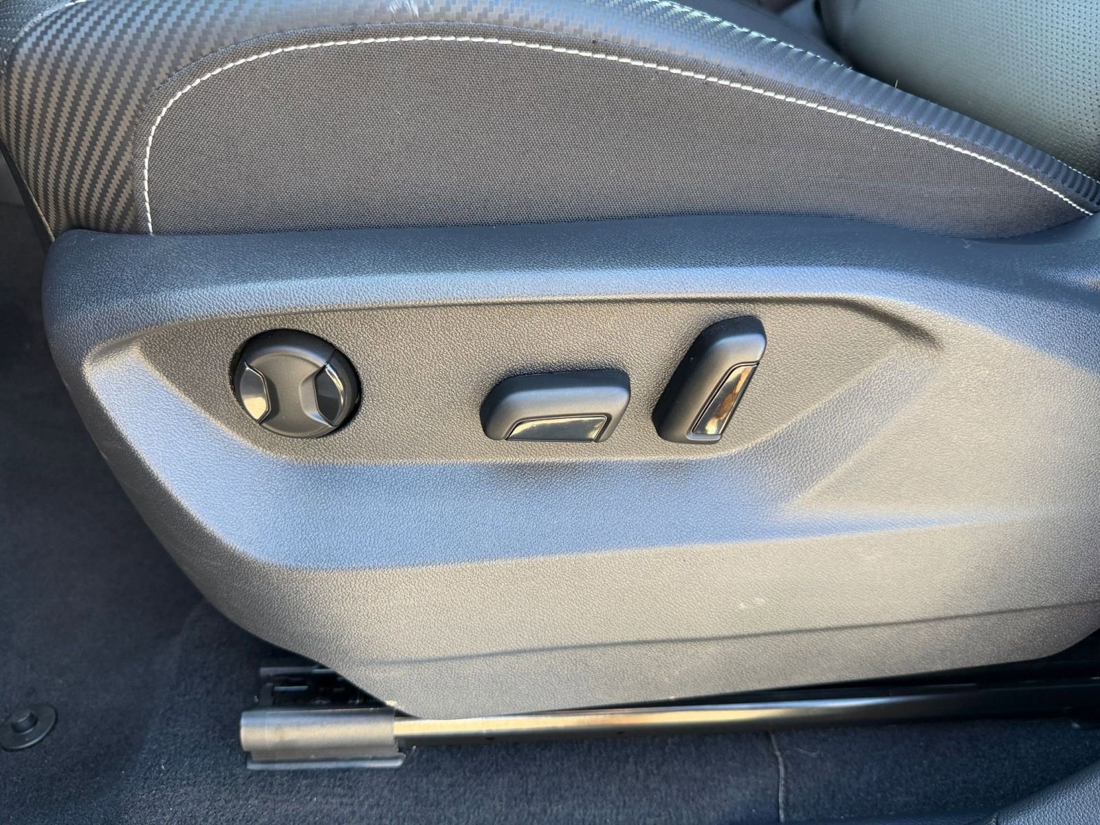 Thumbnail: 2025 Volkswagen Atlas - 23