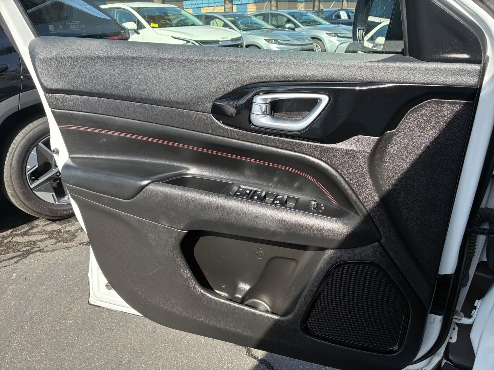 Thumbnail: 2025 Jeep Compass - 18