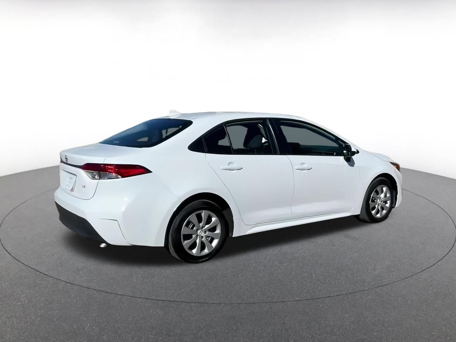 Thumbnail: 2025 Toyota Corolla - 14