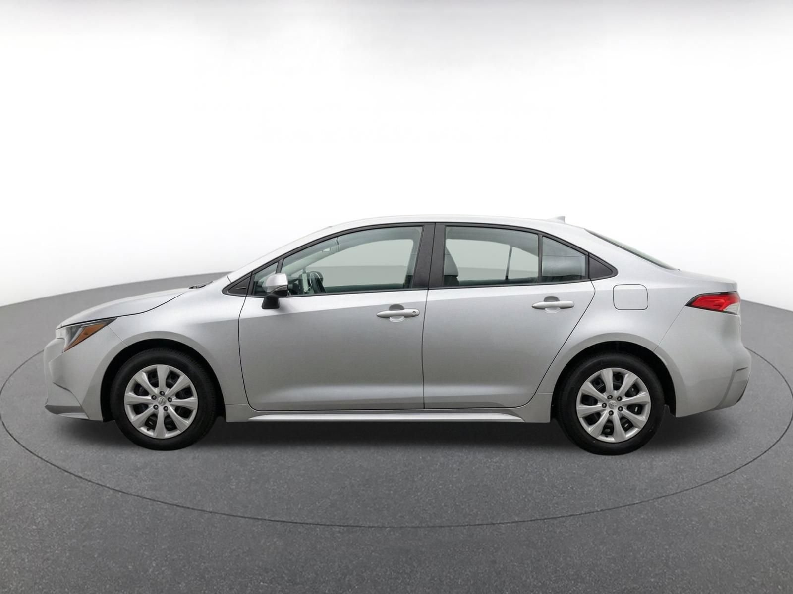 Thumbnail: 2025 Toyota Corolla - 4