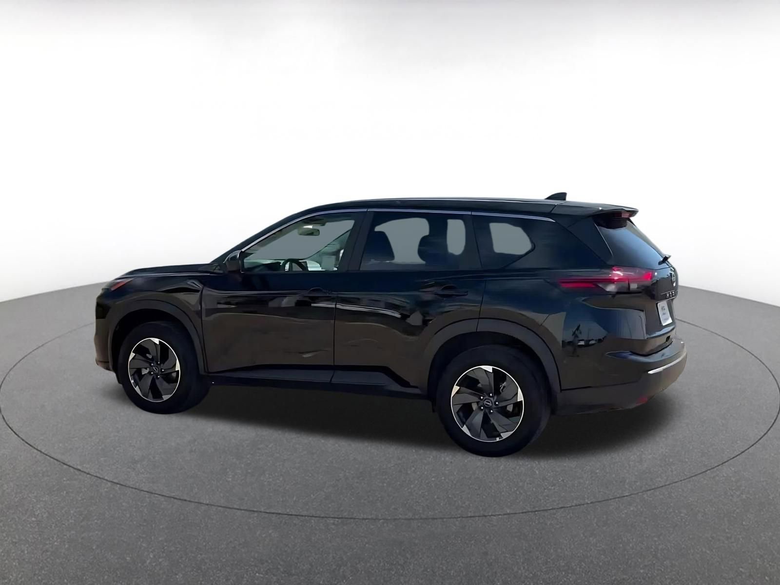 Thumbnail: 2025 Nissan Rogue - 10