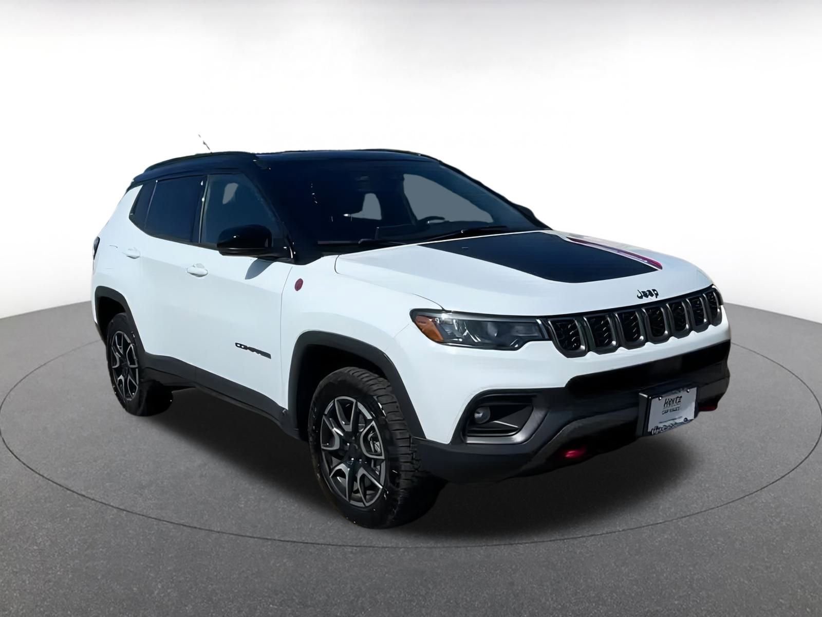 Thumbnail: 2025 Jeep Compass - 3