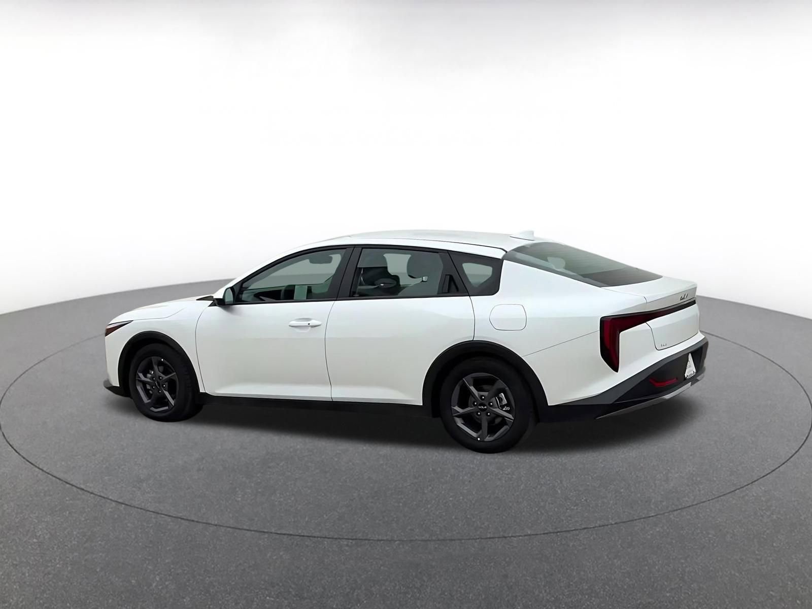 Thumbnail: 2025 Kia K4 - 10