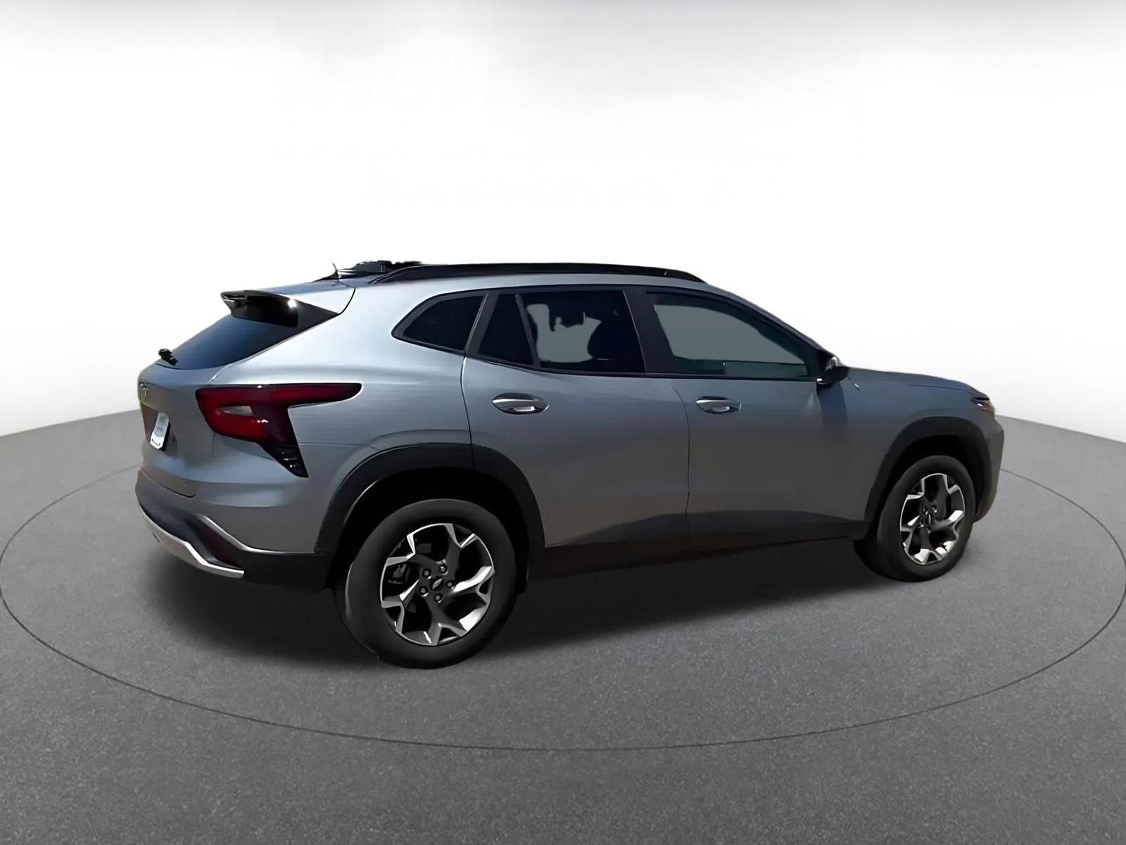 Thumbnail: 2025 Chevrolet Trax - 12