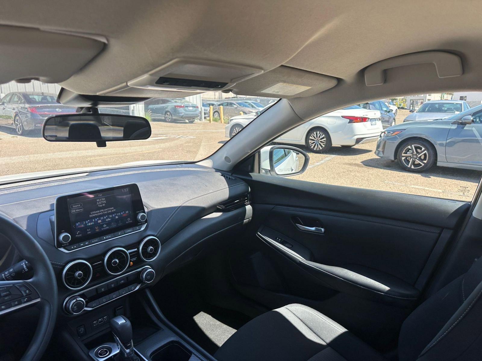 Thumbnail: 2024 Nissan Sentra - 33