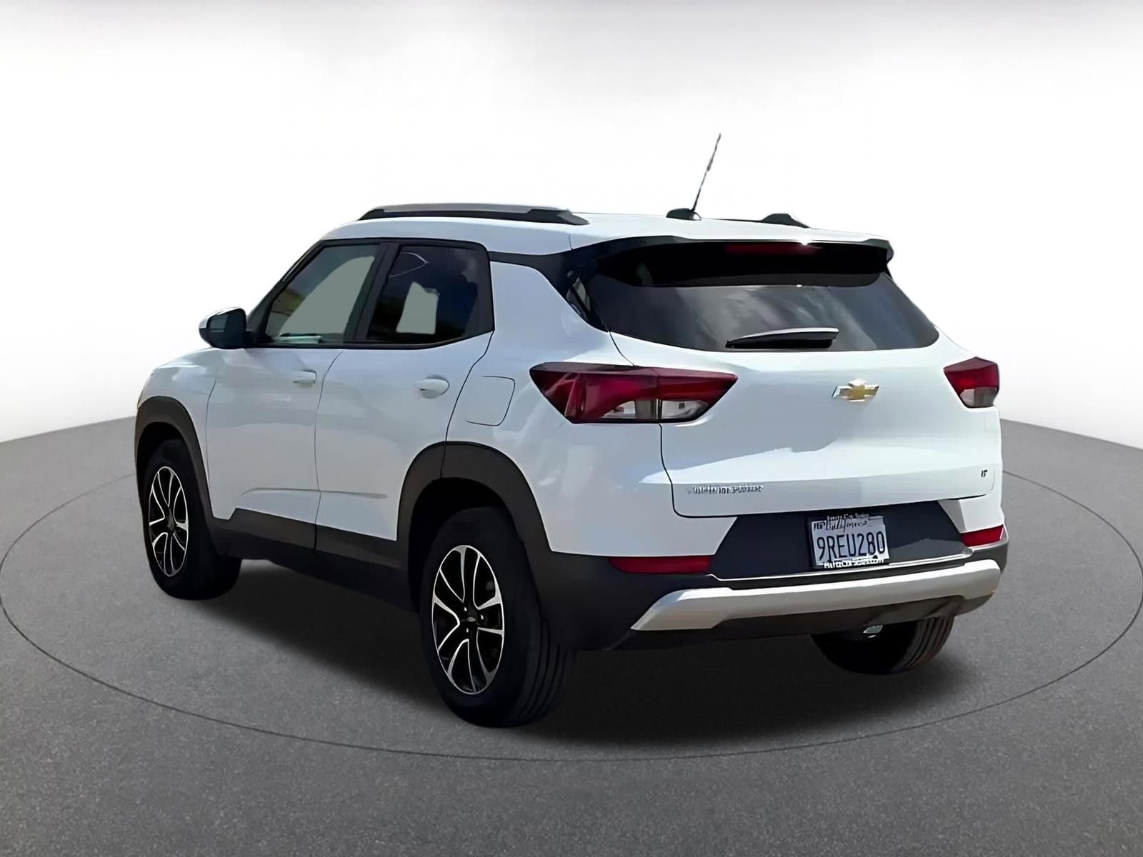 Thumbnail: 2025 Chevrolet TrailBlazer - 11