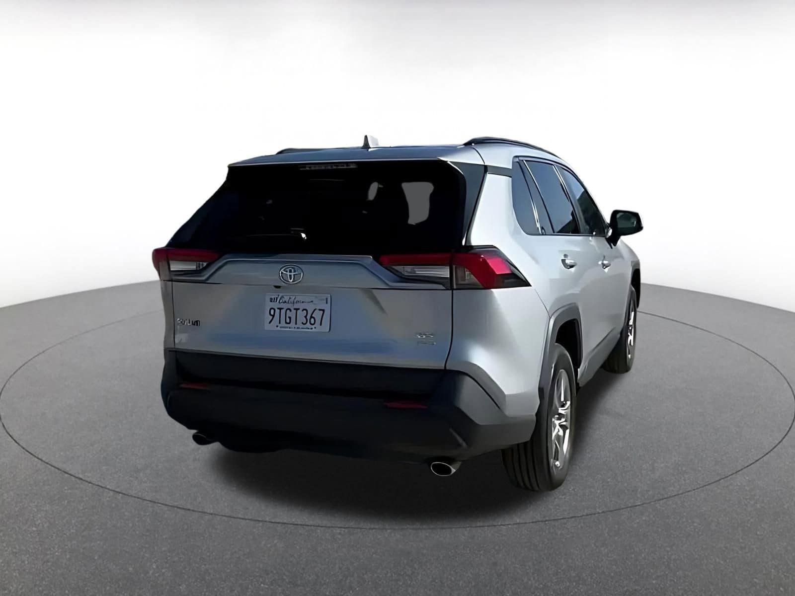 Thumbnail: 2025 Toyota RAV4 - 14