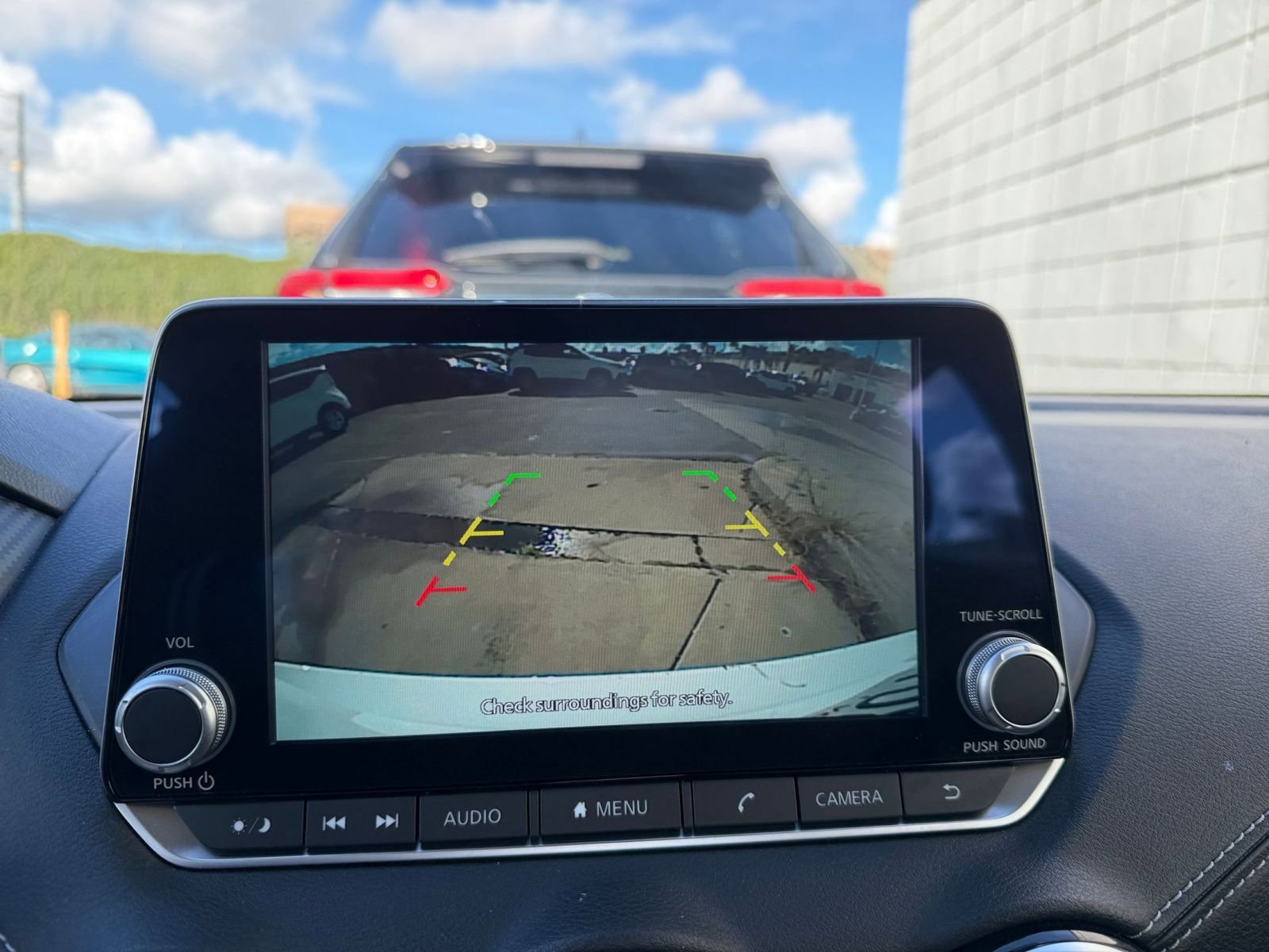 Thumbnail: 2025 Nissan Sentra - 17