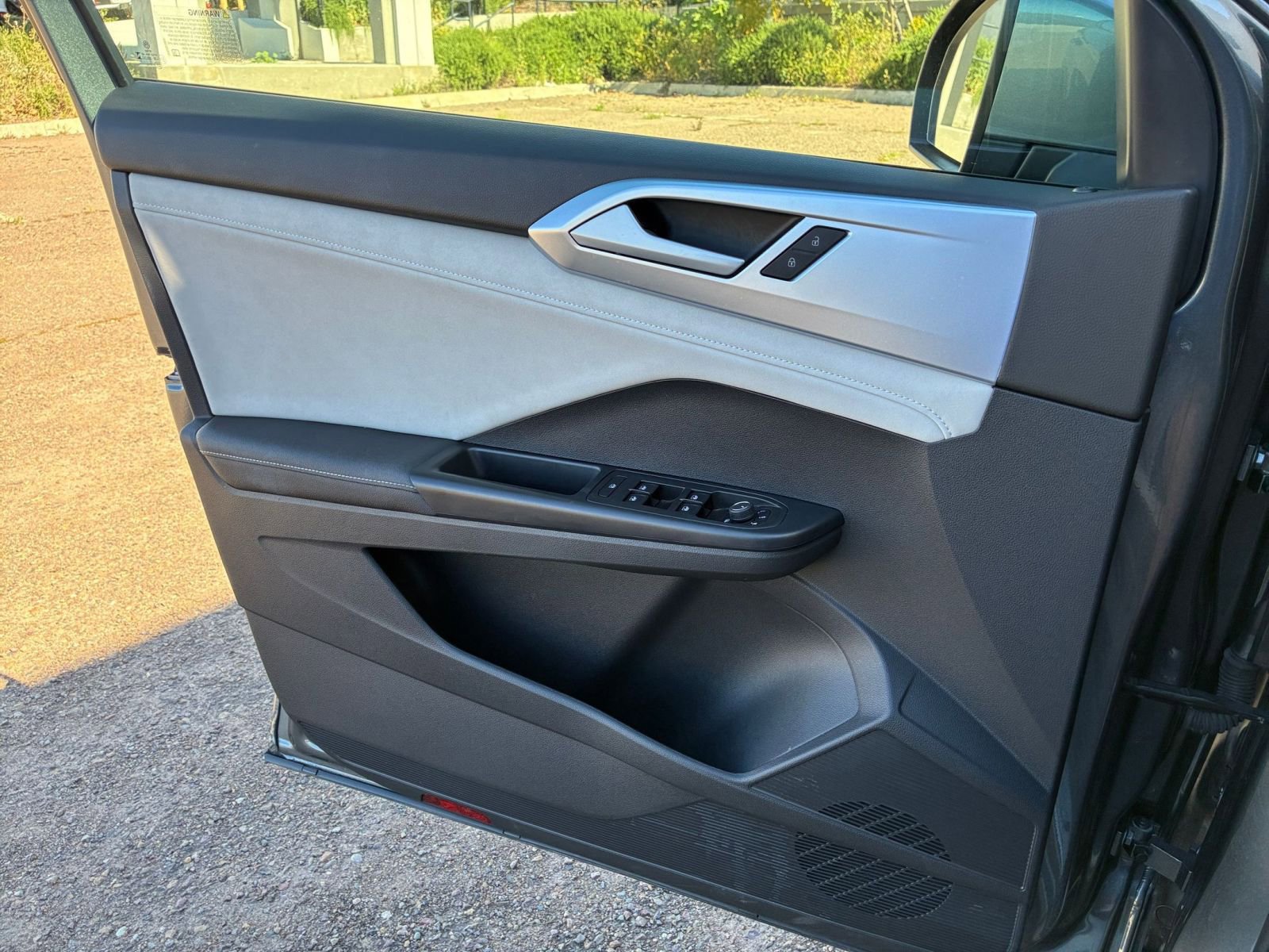 Thumbnail: 2025 Volkswagen Taos - 18