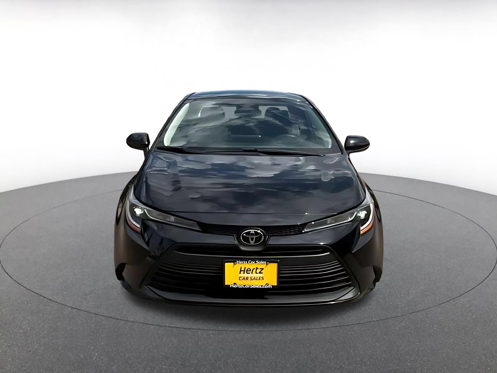 Thumbnail: 2025 Toyota Corolla - 4