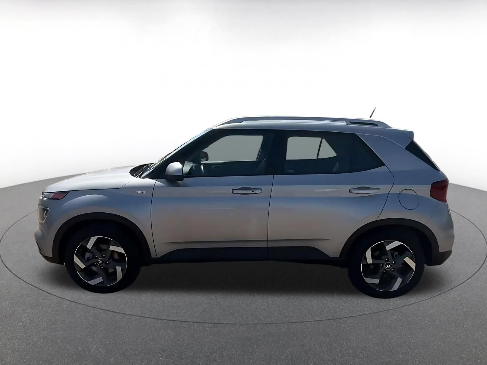 Thumbnail: 2025 Hyundai Venue - 10