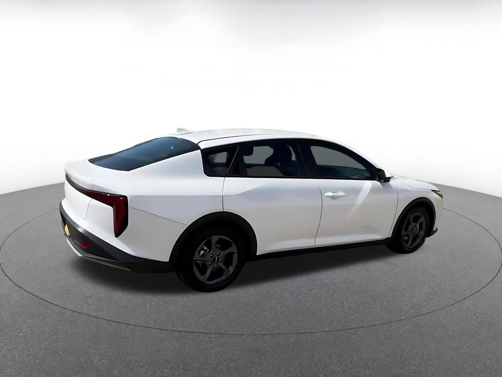 Thumbnail: 2026 Kia K4 - 14