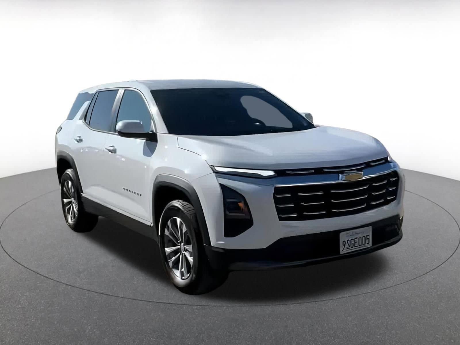 Thumbnail: 2025 Chevrolet Equinox - 3