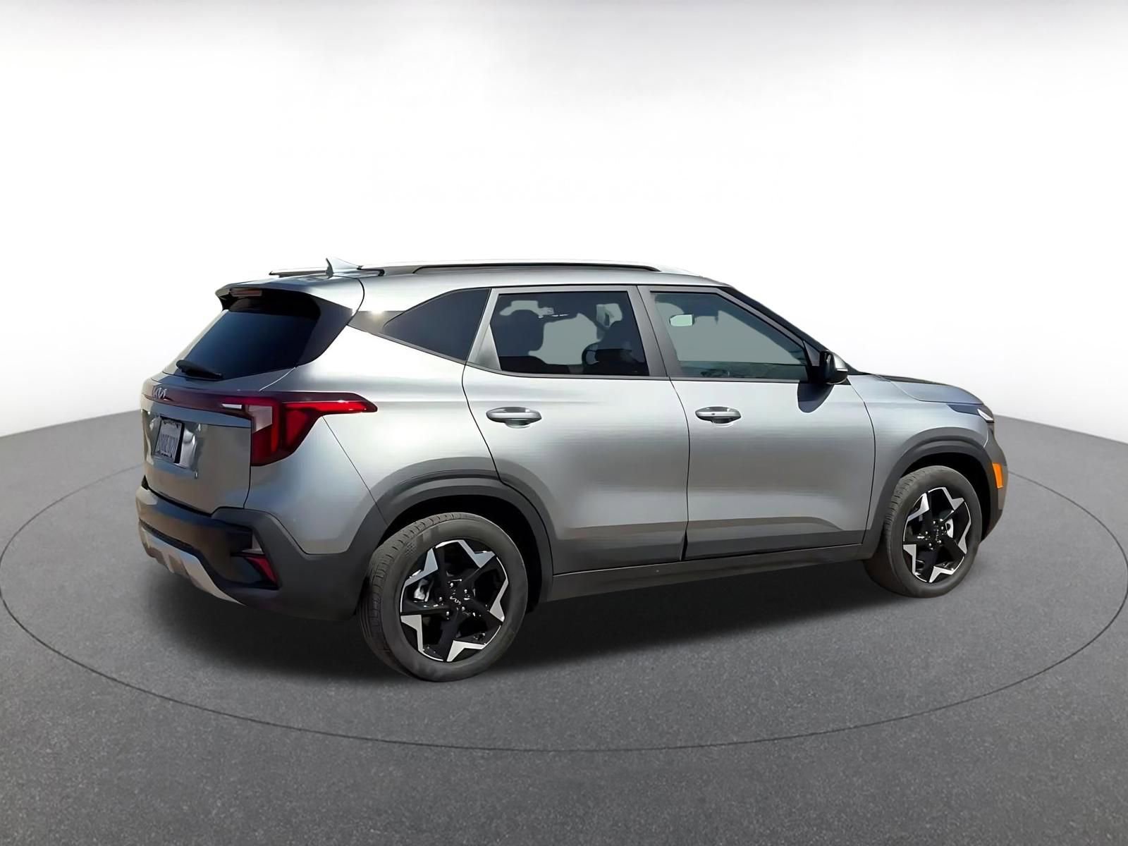 Thumbnail: 2025 Kia Seltos - 15