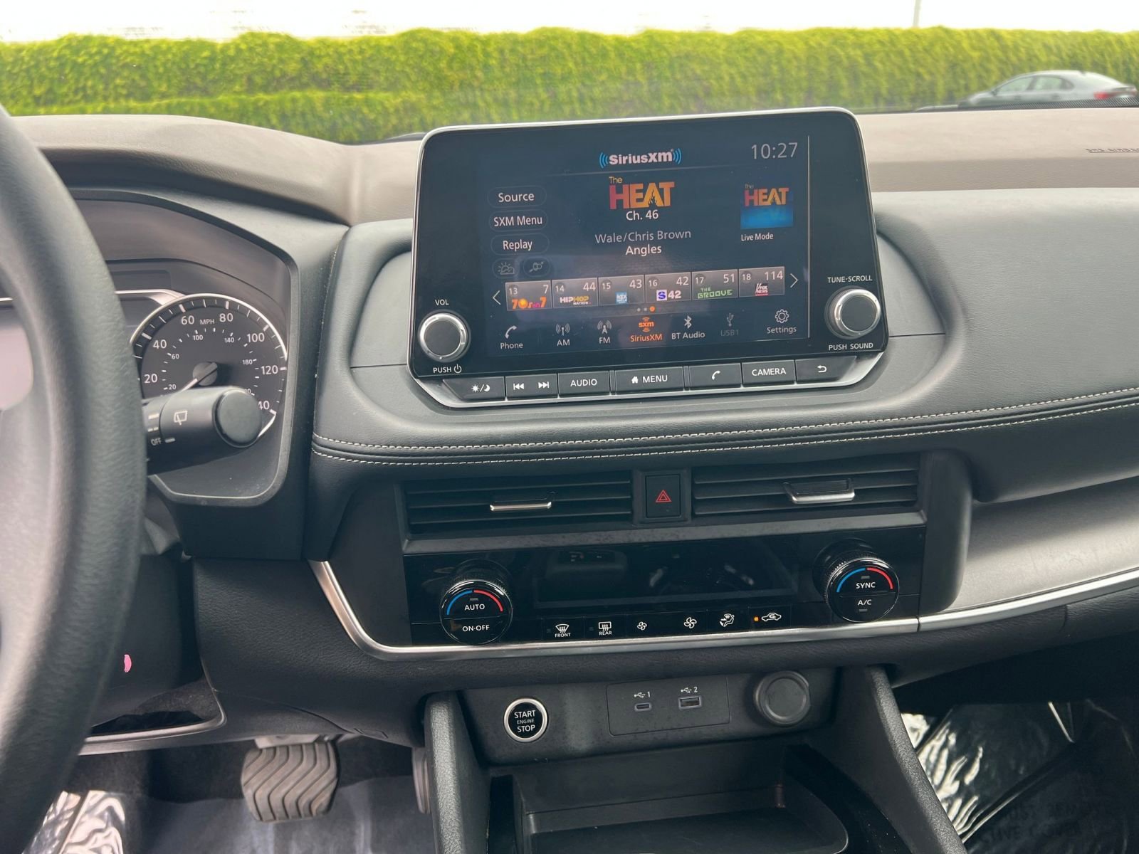 2023 Nissan Rogue SV 18
