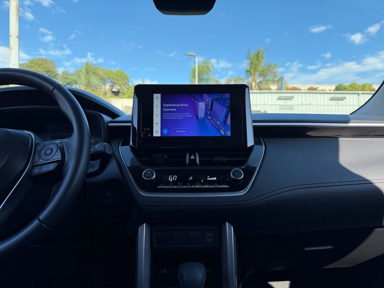 Thumbnail: 2025 Toyota Corolla Cross - 18