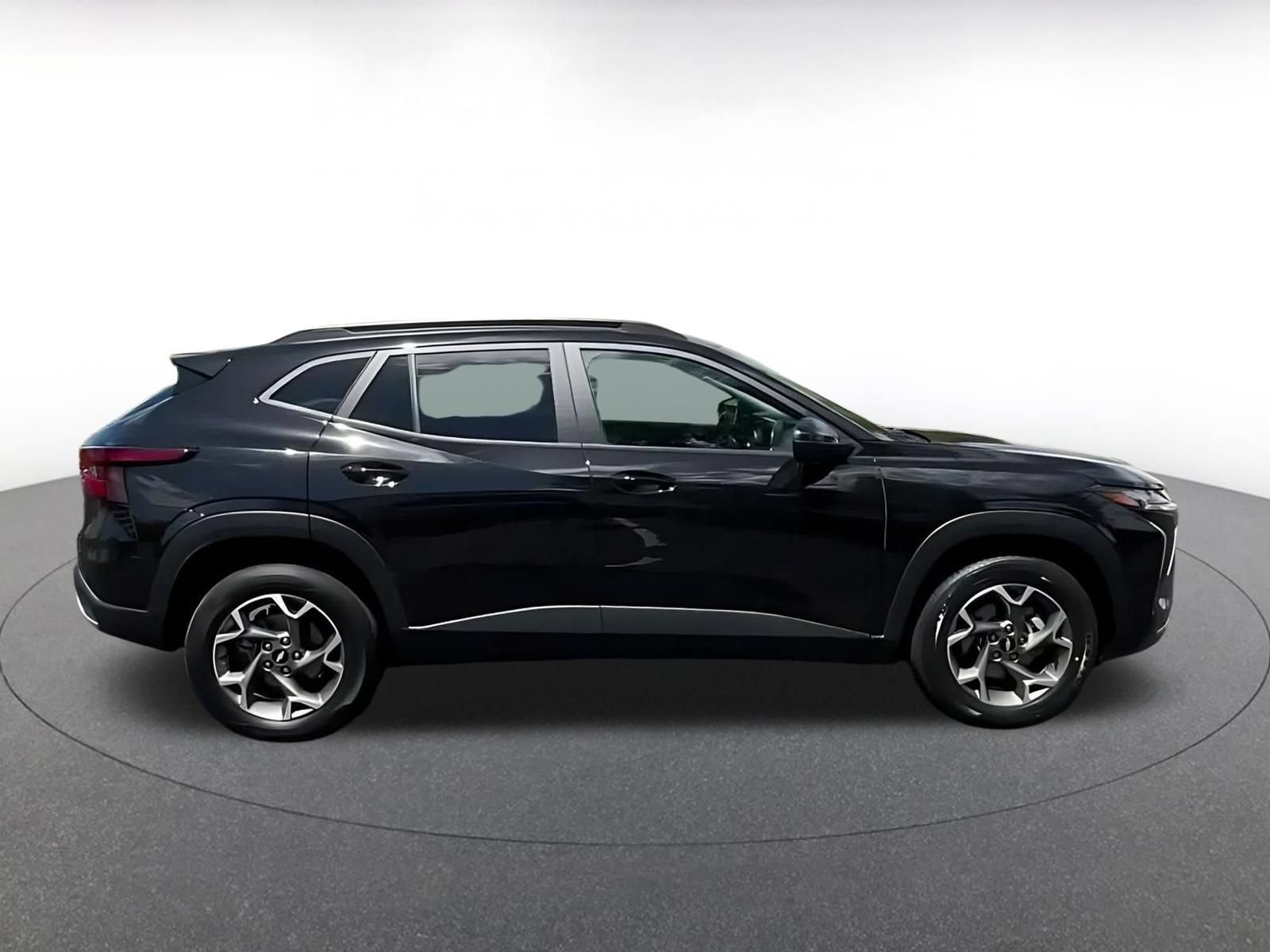Thumbnail: 2025 Chevrolet Trax - 13