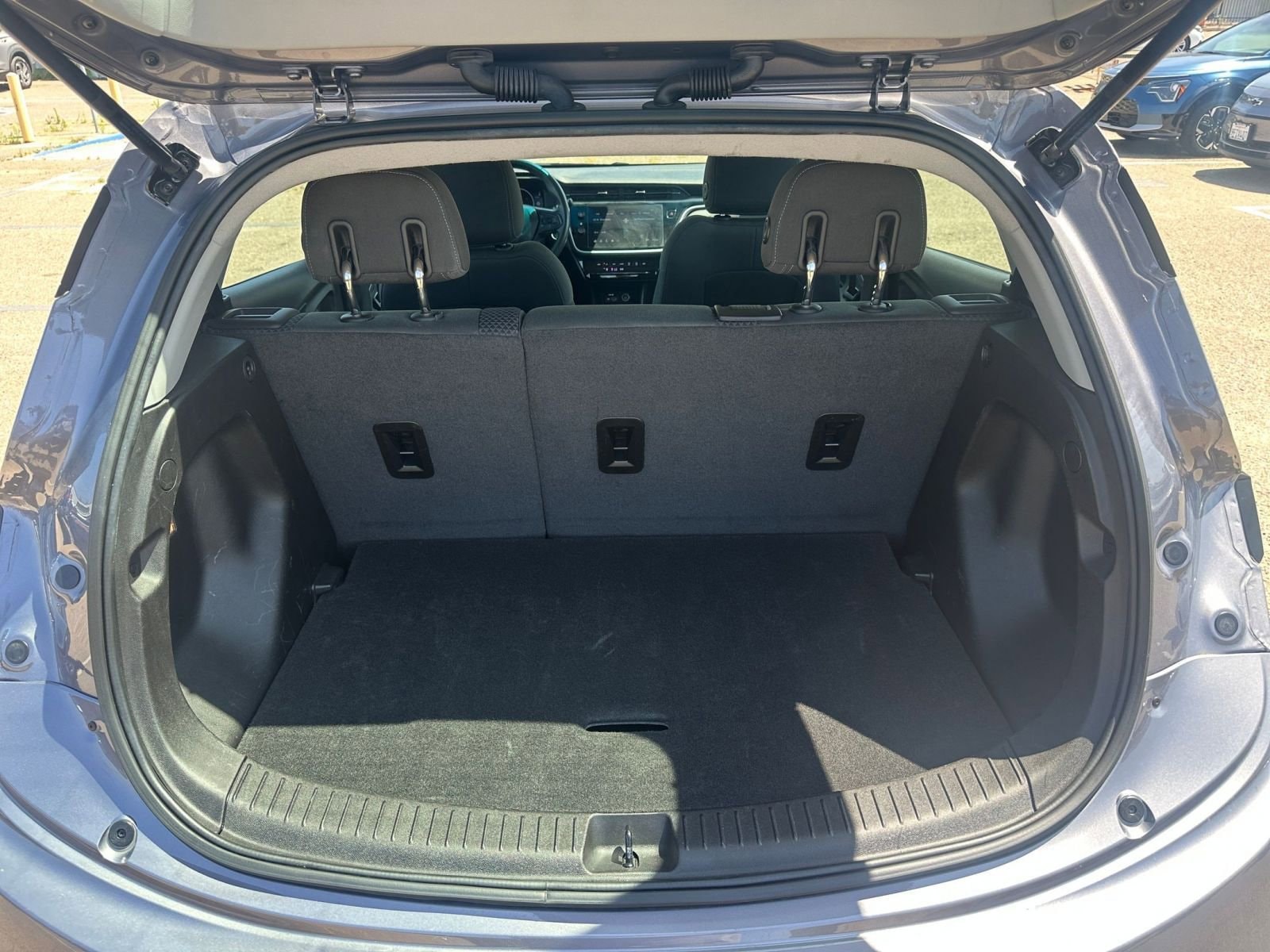 Thumbnail: 2023 Chevrolet Bolt EV - 33