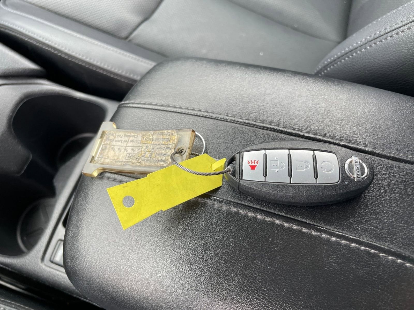 Thumbnail: 2022 Nissan Rogue Sport - 22