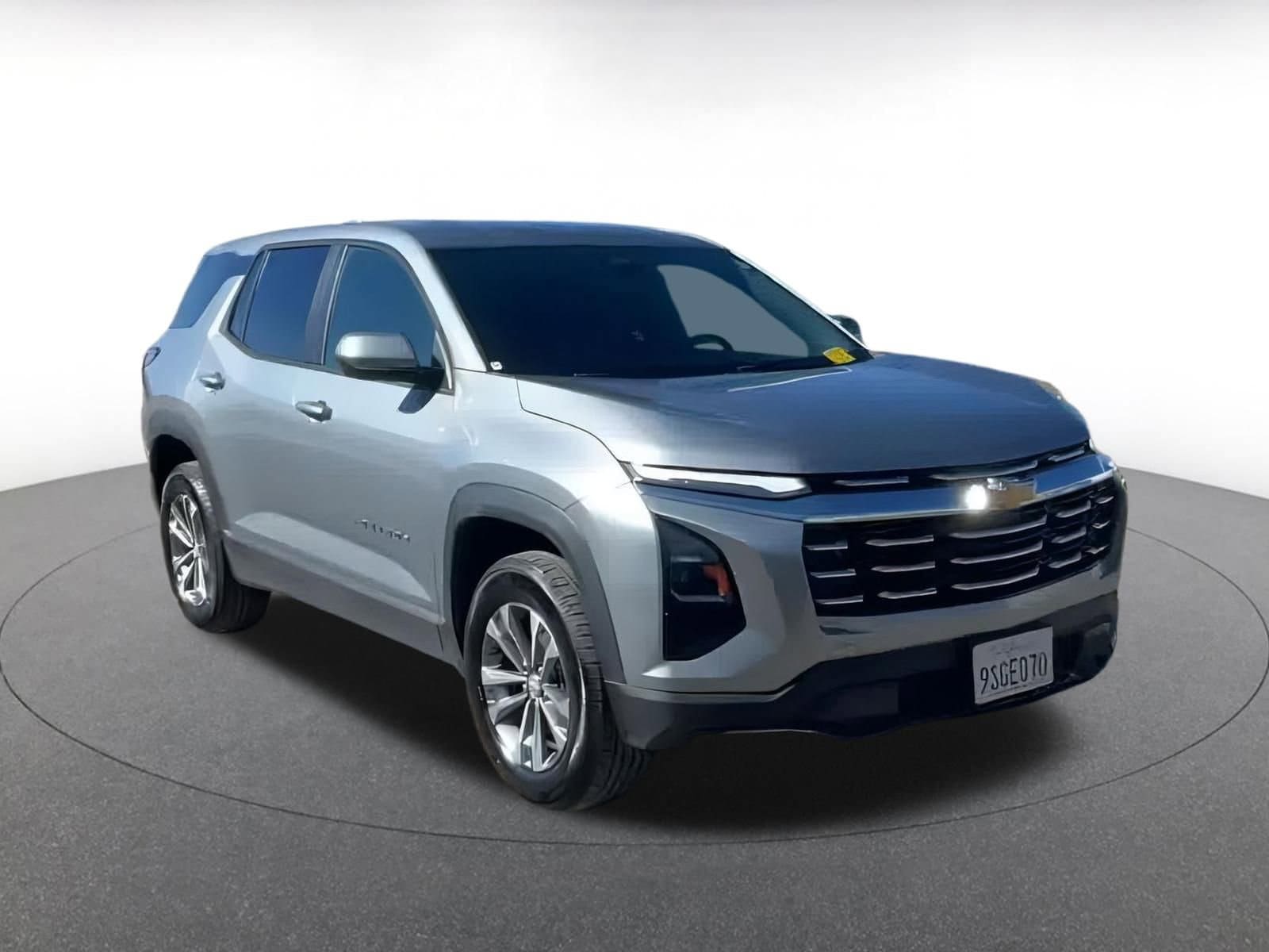Thumbnail: 2025 Chevrolet Equinox - 3