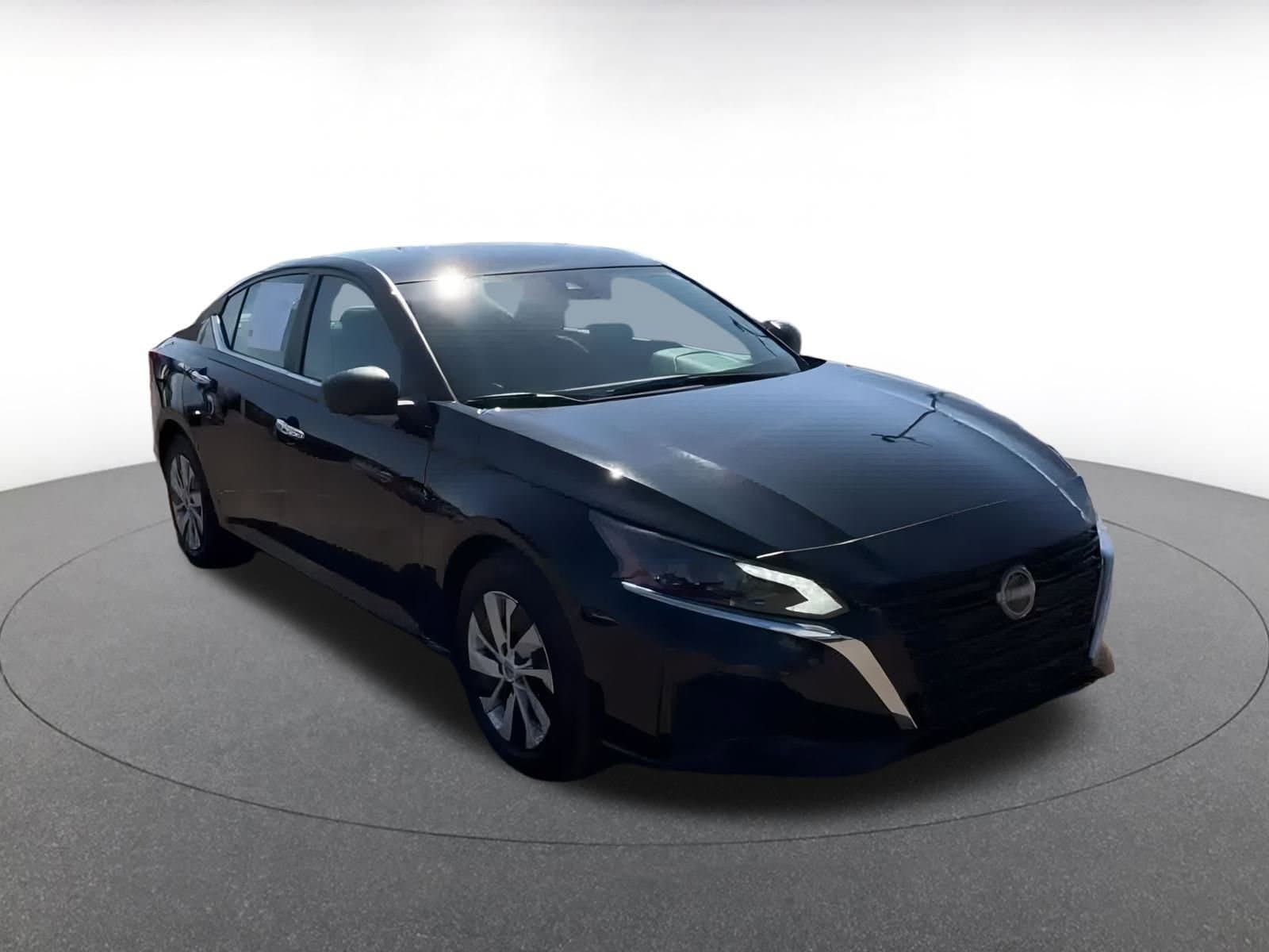 Thumbnail: 2024 Nissan Altima - 3