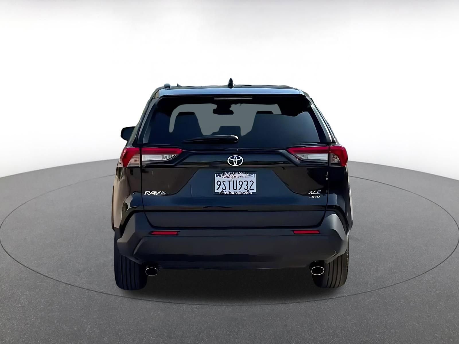 Thumbnail: 2025 Toyota RAV4 - 11