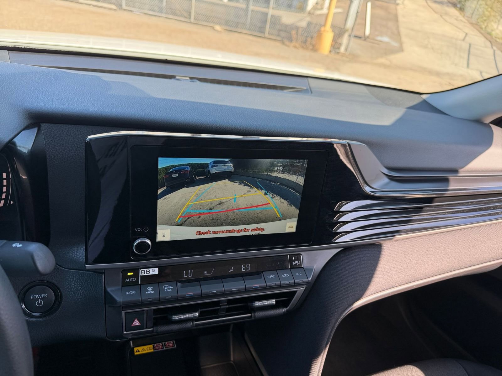 Thumbnail: 2025 Toyota Camry - 17