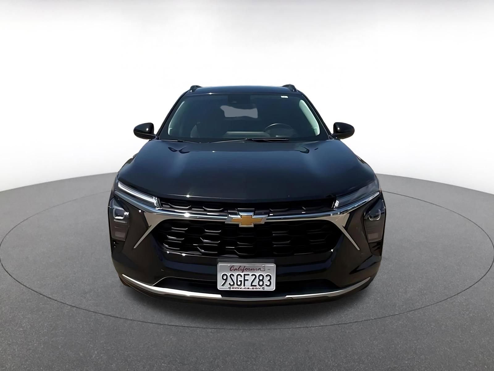 Thumbnail: 2025 Chevrolet Trax - 4