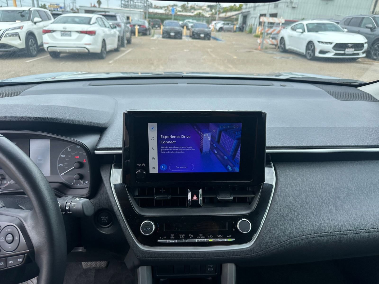 Thumbnail: 2025 Toyota Corolla Cross - 18