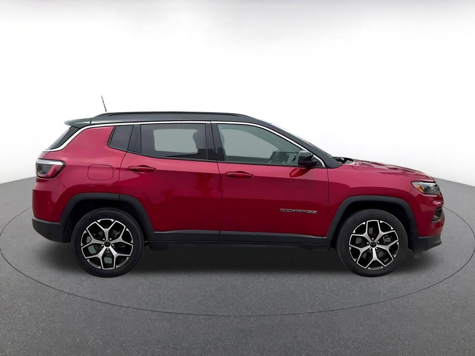 Thumbnail: 2025 Jeep Compass - 16