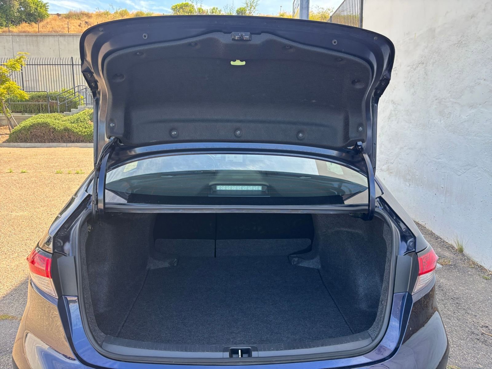 Thumbnail: 2025 Toyota Corolla - 29