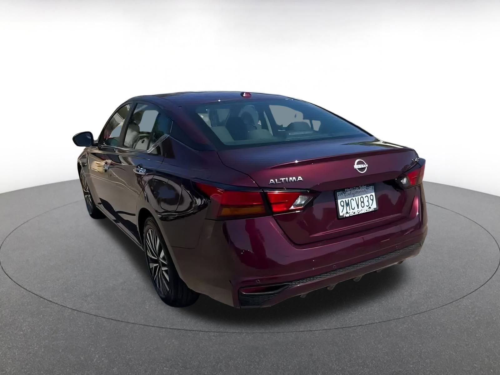 Thumbnail: 2024 Nissan Altima - 11