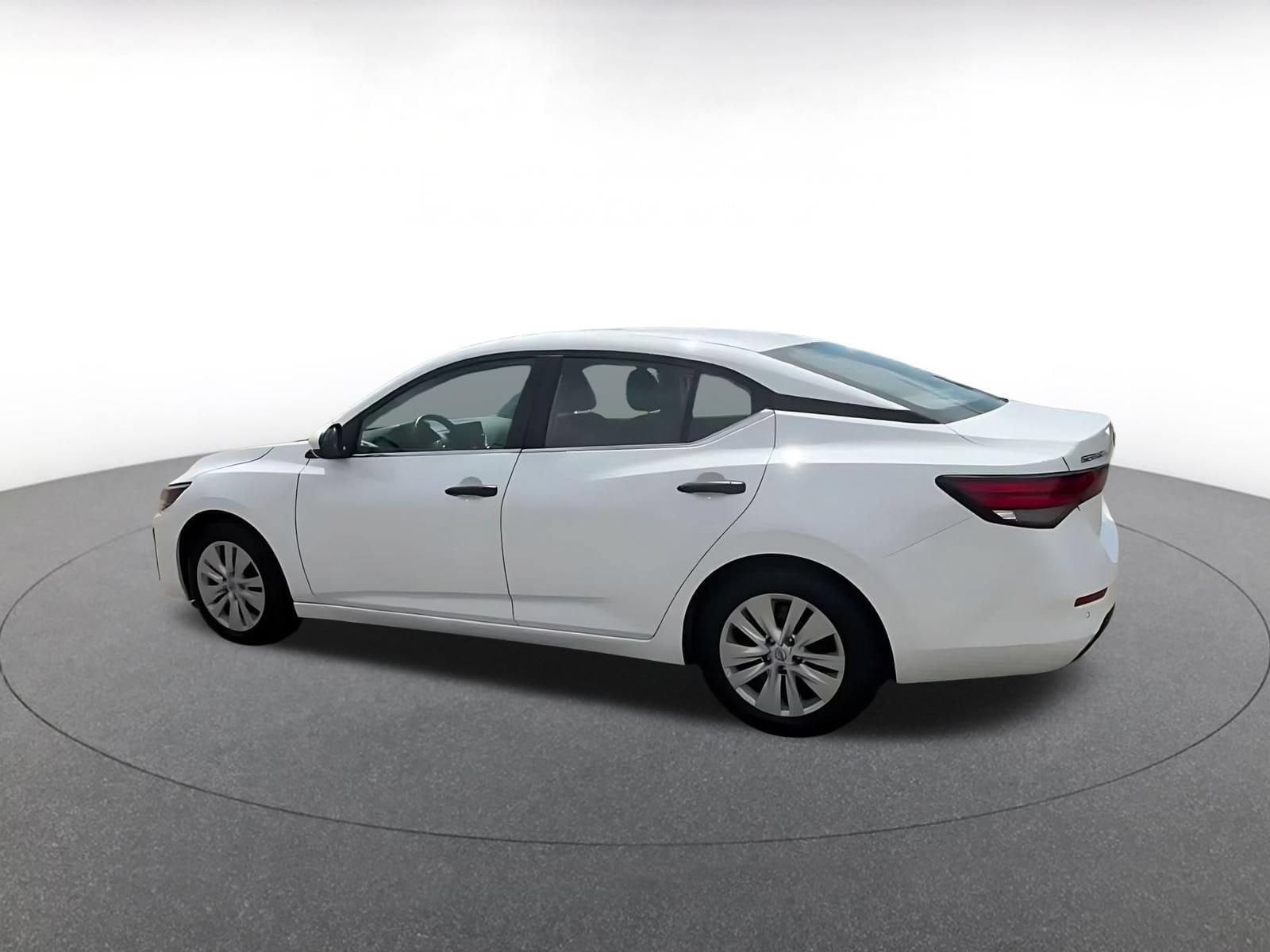 Thumbnail: 2024 Nissan Sentra - 8