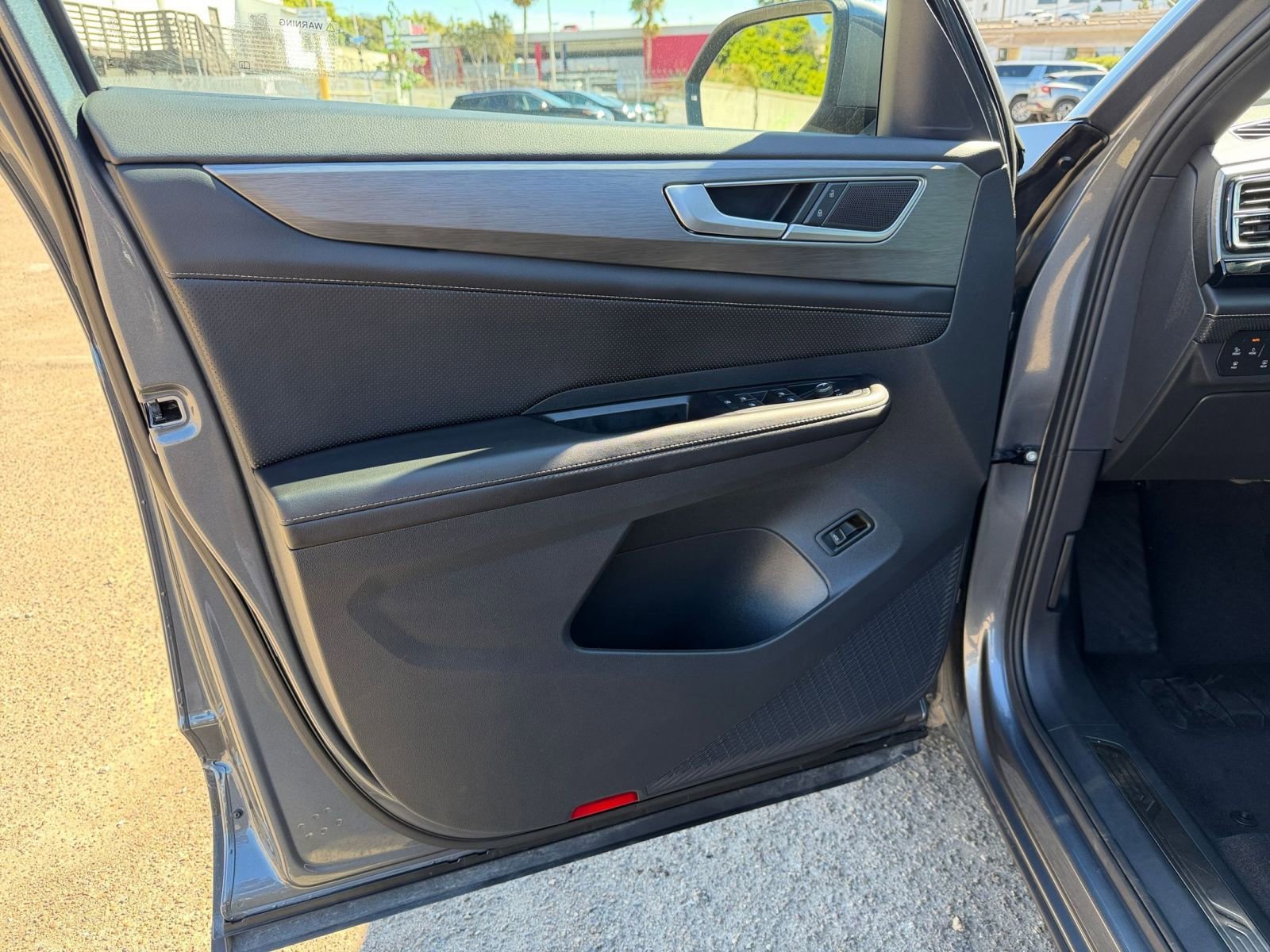 Thumbnail: 2025 Volkswagen Atlas - 20