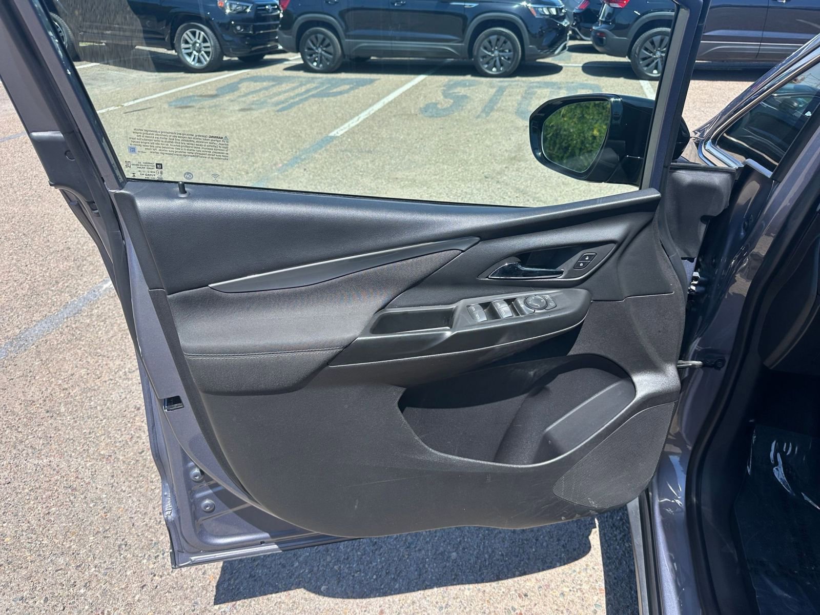 Thumbnail: 2023 Chevrolet Bolt EV - 24